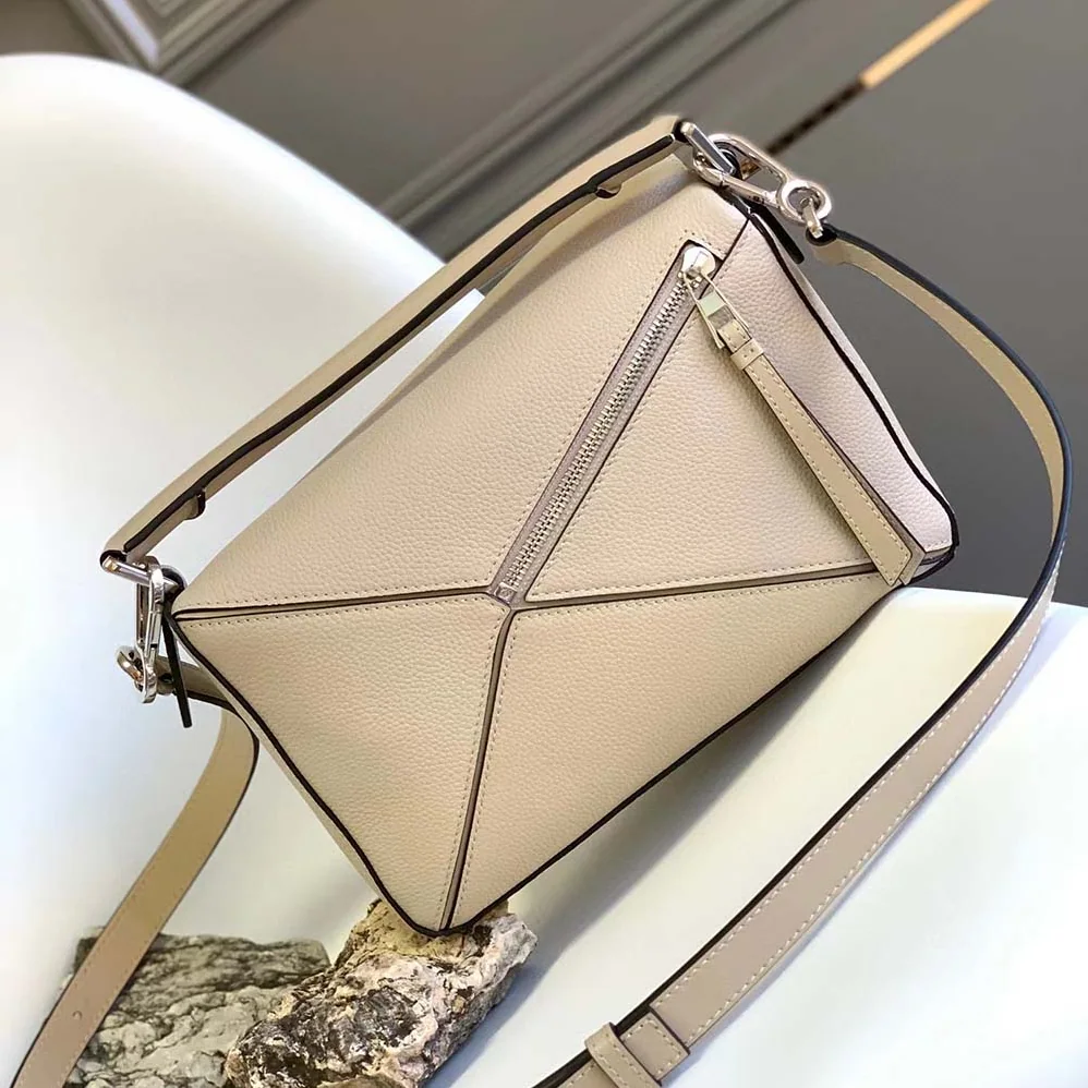 Loewe Puzzle Small Bag in Classic Calf Leather for Women in Beige Loewe Puzzle Small Bag in Classic Calf Leather for Women in Beige