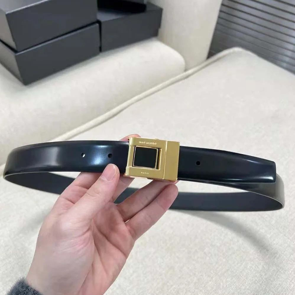 Saint Laurent YSL La 76 Buckle Belt in Brushed Leather and Enamel for Women Saint Laurent YSL La 76 Buckle Belt in Brushed Leather and Enamel for Women