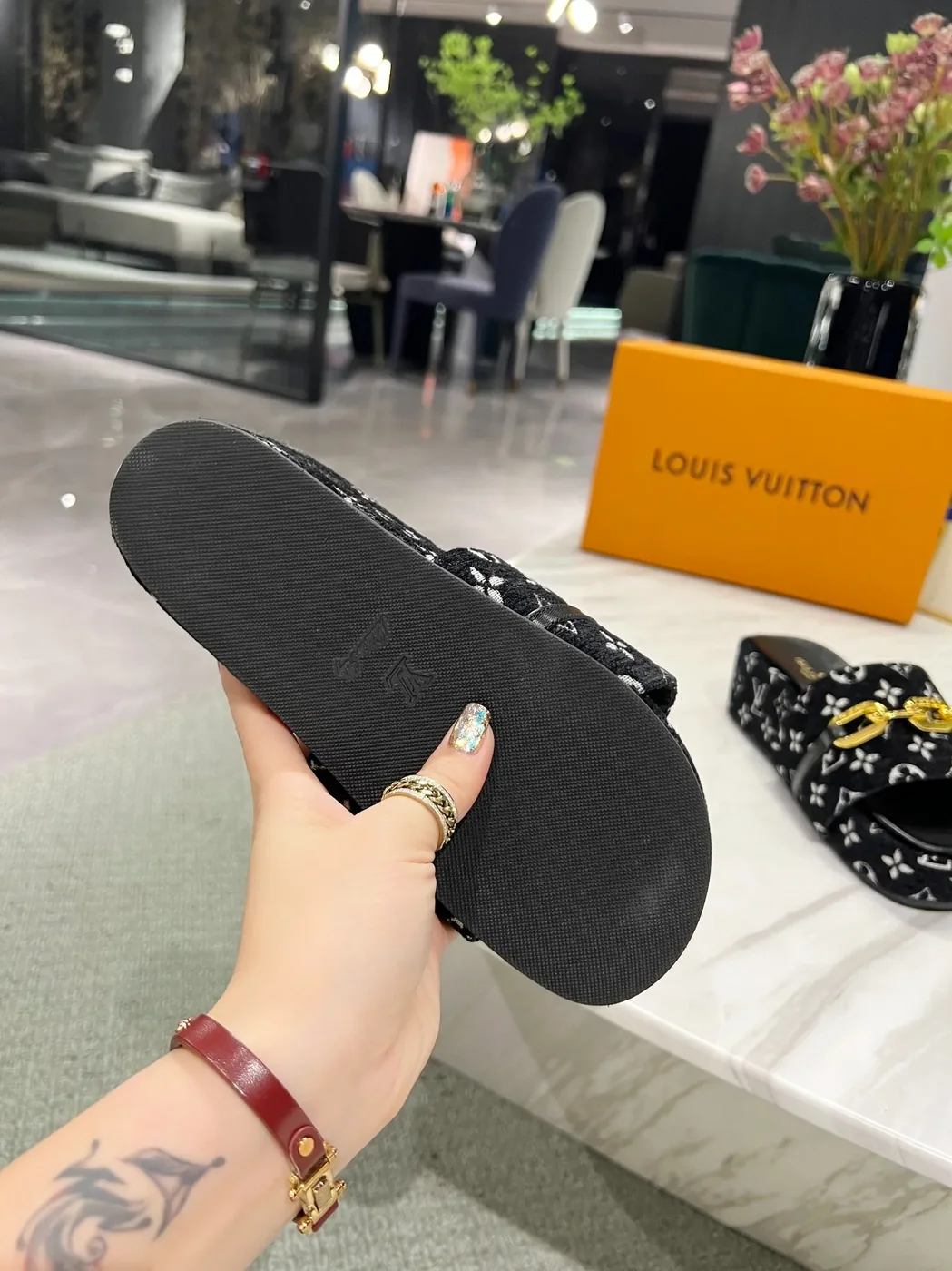 Louis Vuitton Jumbo Flatform Mule Black Louis Vuitton Jumbo Flatform Mule Black