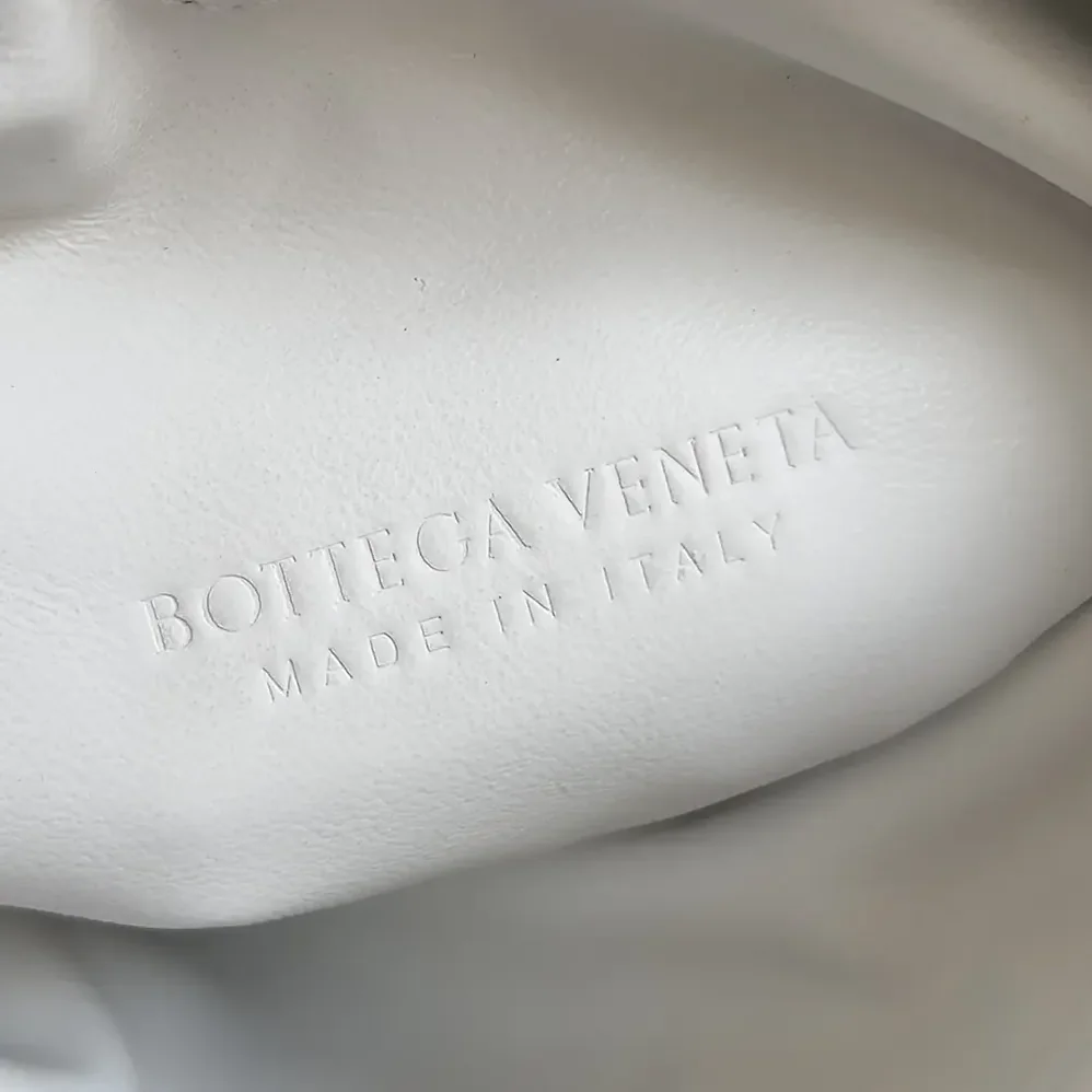 Bottega Veneta Mini Hop in Calf Leather for Women in White