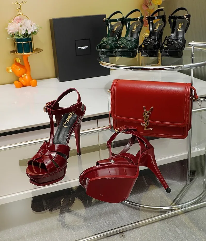Saint Laurent Tribute Platform Sandals In Smooth Burgundy
