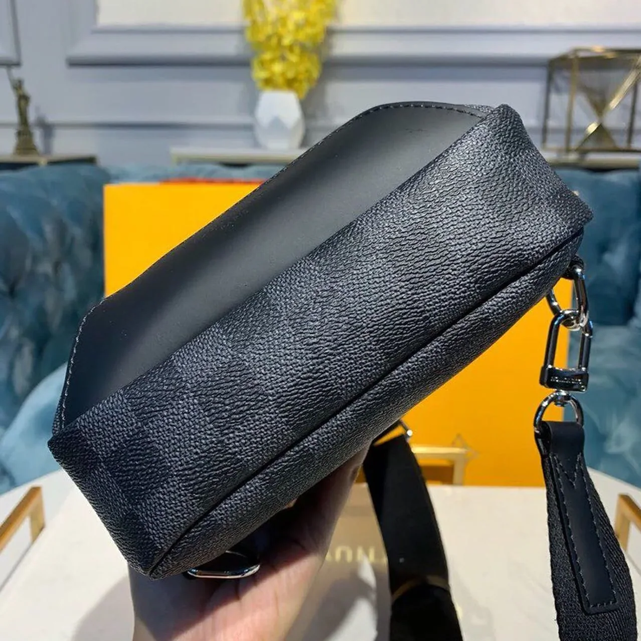 Louis Vuitton Avenue Sling Bag Damier Graphite Canvas Spring/Summer Collection , Black Louis Vuitton Avenue Sling Bag Damier Graphite Canvas Spring/Summer Collection , Black