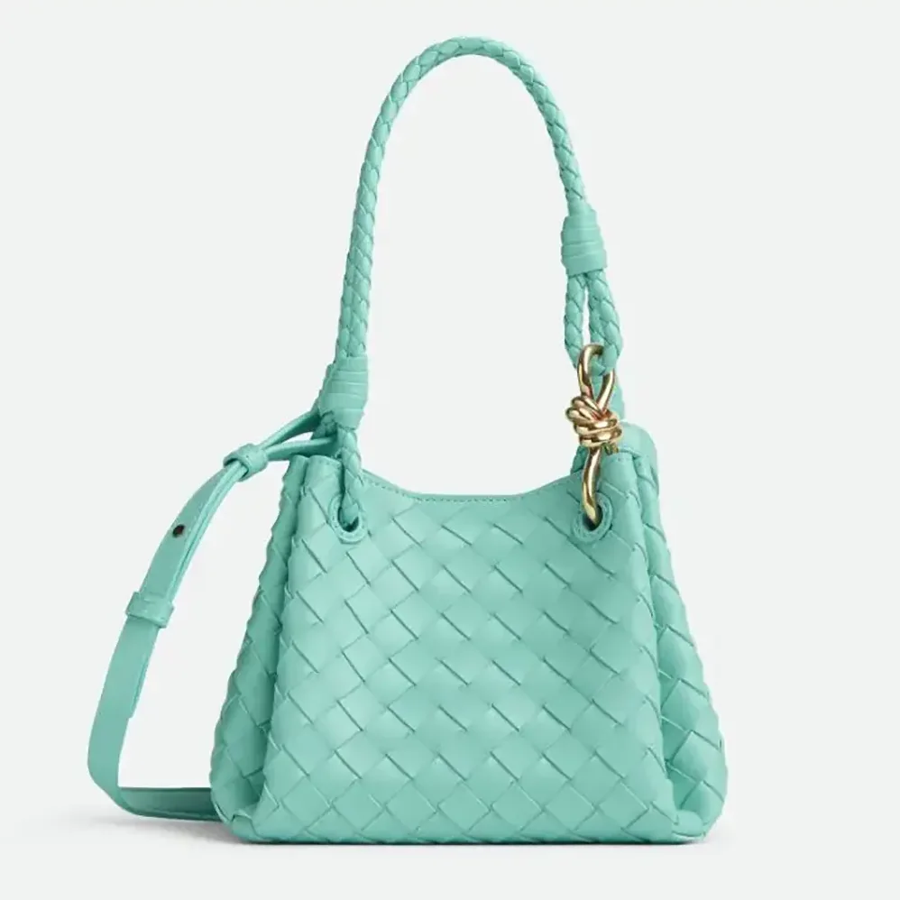 Bottega Veneta Small Andiamo Parachute for Women in Green oasis
