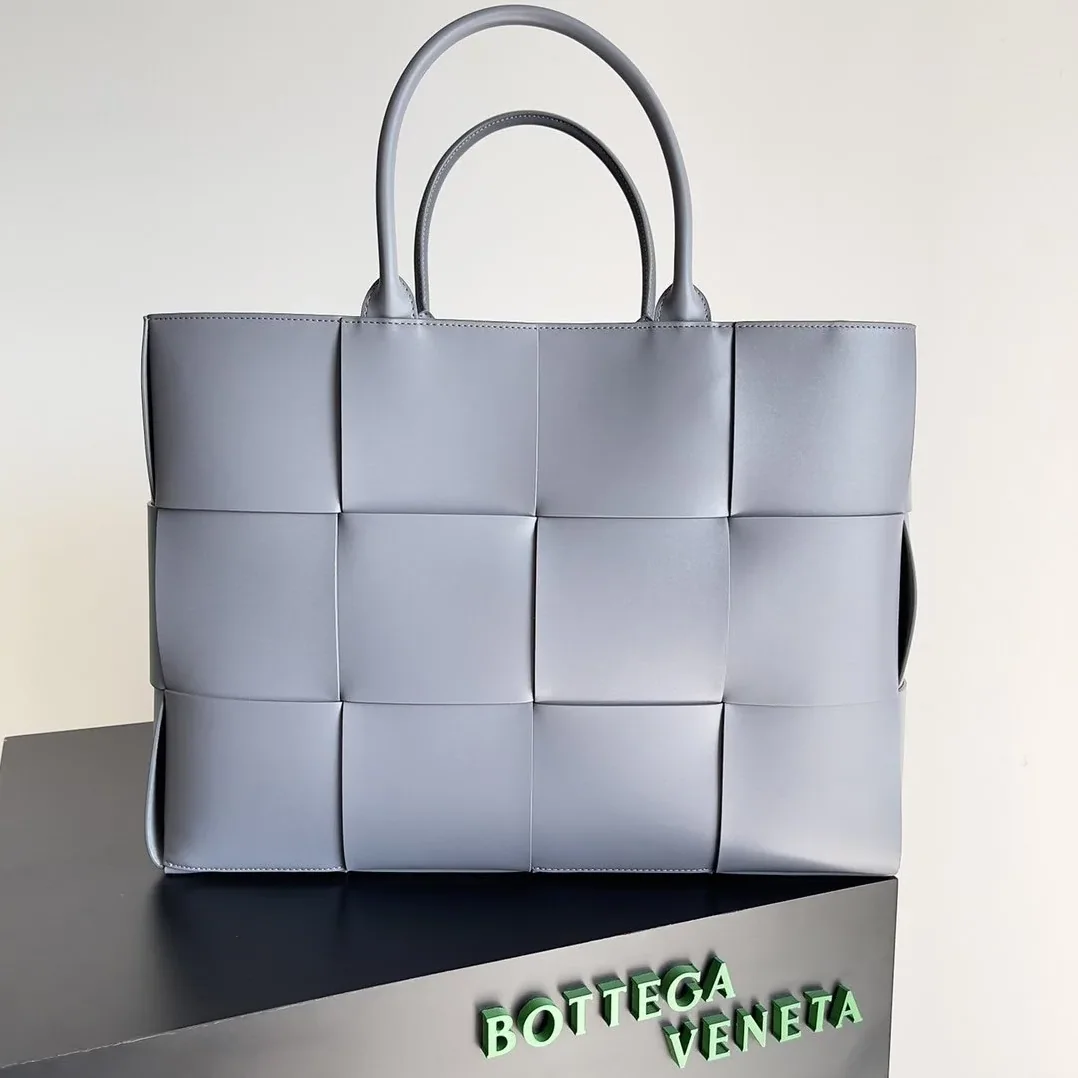 Bottega Veneta Large Arco Tote Bag Grey Bottega Veneta Large Arco Tote Bag Grey