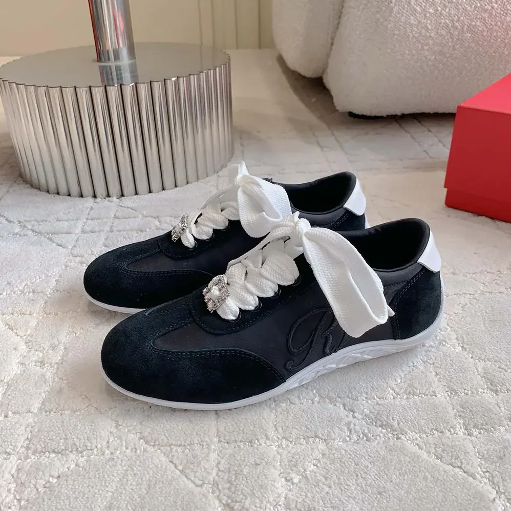 Roger Vivier Viv Low Sneakers in Suede for Women in Black