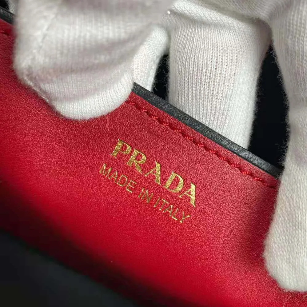 Prada Medium Saffiano Leather Prada Matinee Bag for Women in Red Prada Medium Saffiano Leather Prada Matinee Bag for Women in Red