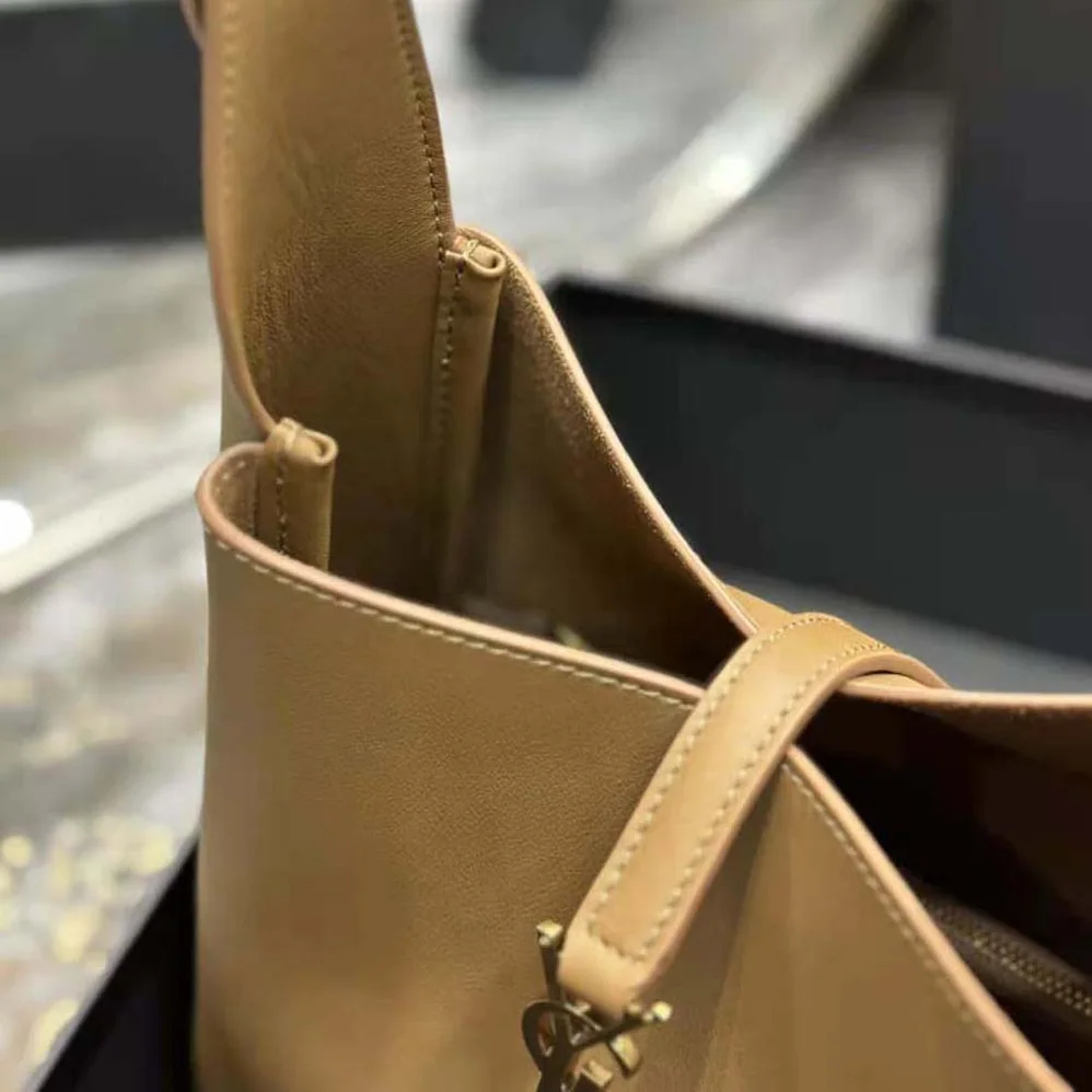 Saint Laurent YSL Le 5 à 7 Soft Small in Smooth Leather for Women in Brown Saint Laurent YSL Le 5 à 7 Soft Small in Smooth Leather for Women in Brown