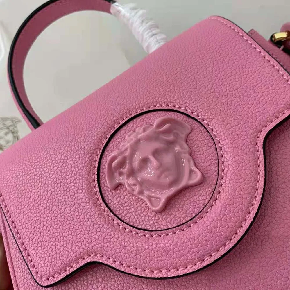 Versace La Medusa Small Handbag Crafted From Premium Leather for Women in Pink Versace La Medusa Small Handbag Crafted From Premium Leather for Women in Pink