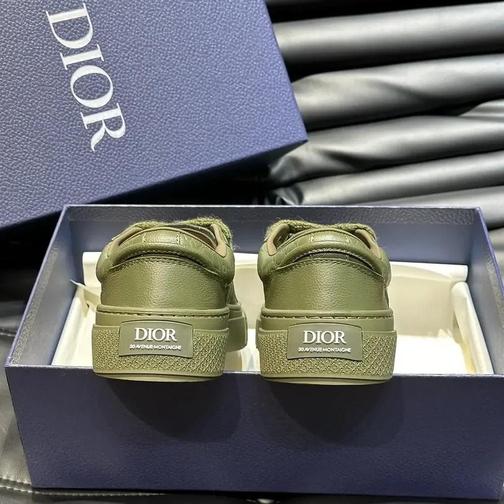 Dior B33 Sneaker Khaki Grained Calfskin and Khaki Dior Gravity Leather for Men Dior B33 Sneaker Khaki Grained Calfskin and Khaki Dior Gravity Leather for Men