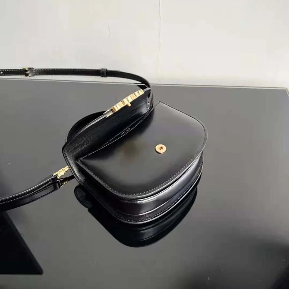 Celine Mini Besace Triomphe in Shiny Calfskin for Women in Black Celine Mini Besace Triomphe in Shiny Calfskin for Women in Black