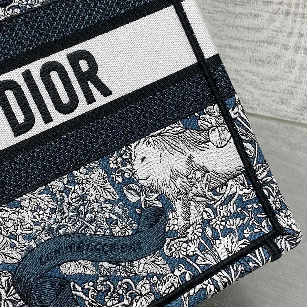 Dior Medium Dior Book Tote Blue Embroidery with White Dior Around the World Motif for Women Dior Medium Dior Book Tote Blue Embroidery with White Dior Around the World Motif for Women