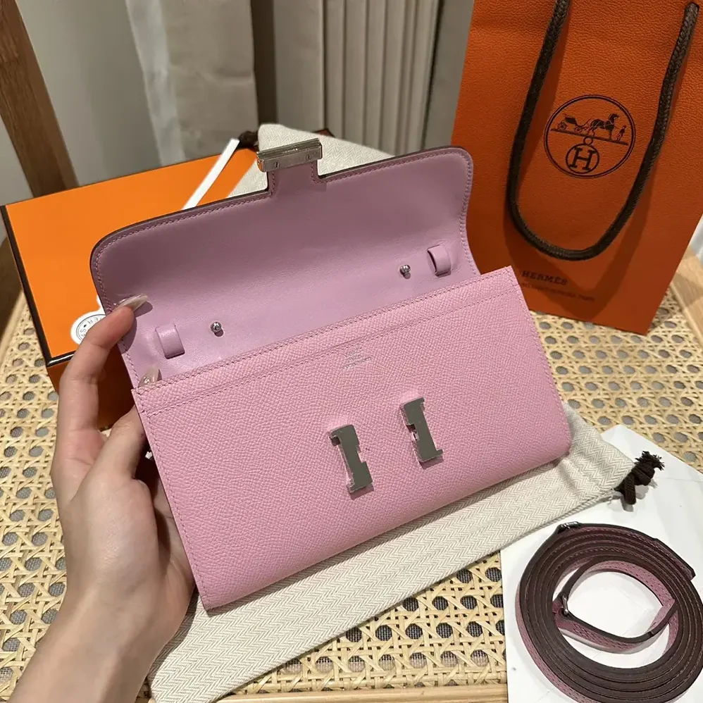 Hermes Constance Long To Go in Epsom Leather for Women in Pink/Silver