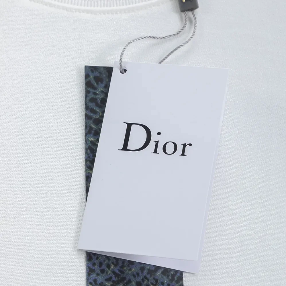 Dior T-Shirt with Dior Clover Embroidery Relaxed Fit White Cotton Jersey for Women Dior T-Shirt with Dior Clover Embroidery Relaxed Fit White Cotton Jersey for Women