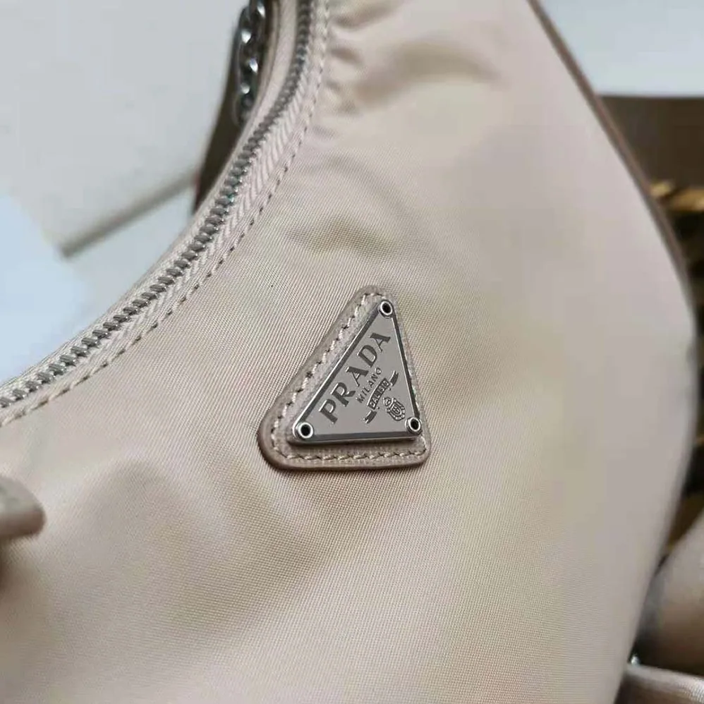 Prada Prada Re-Edition 2005 Nylon Bag for Women in Pink Prada Prada Re-Edition 2005 Nylon Bag for Women in Pink