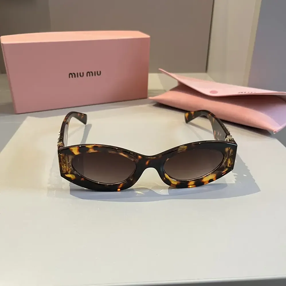 Miu Miu Miu Glimpse Sunglasses SMU06Z_EVAU_FE06B_C_050 for Women Miu Miu Miu Glimpse Sunglasses SMU06Z_EVAU_FE06B_C_050 for Women