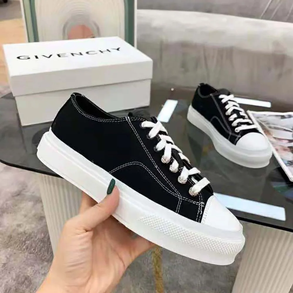 Givenchy Sneakers City in Canvas and Leather for Women in Black
