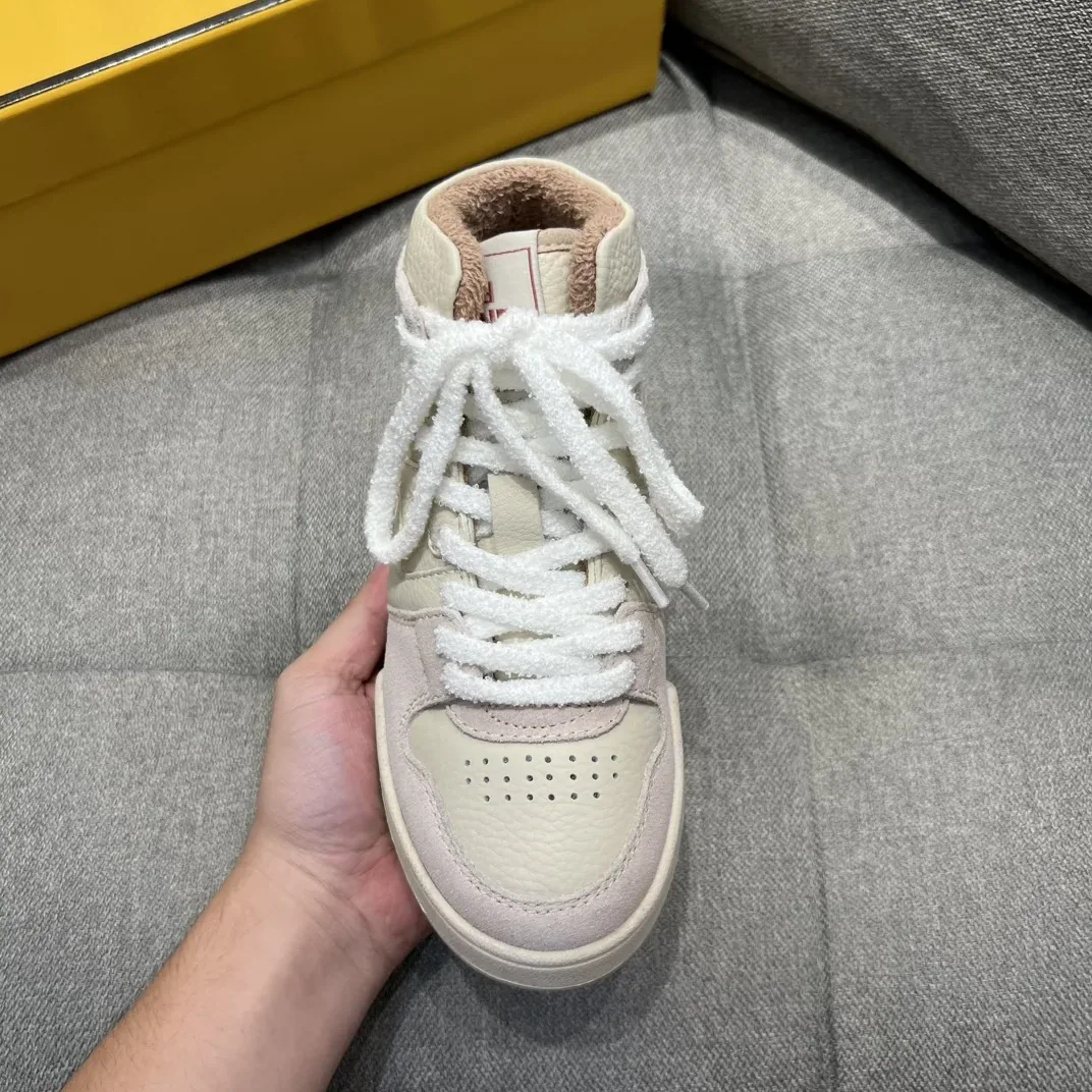 FD Fendi Match Lace-Up High in Top Sneakers Green FD Fendi Match Lace-Up High in Top Sneakers Green