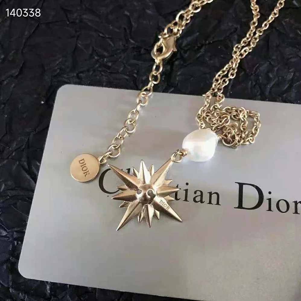 Dior Rêve D'infini Long Necklace Gold-Finish Metal with a White Freshwater Pearl for Women