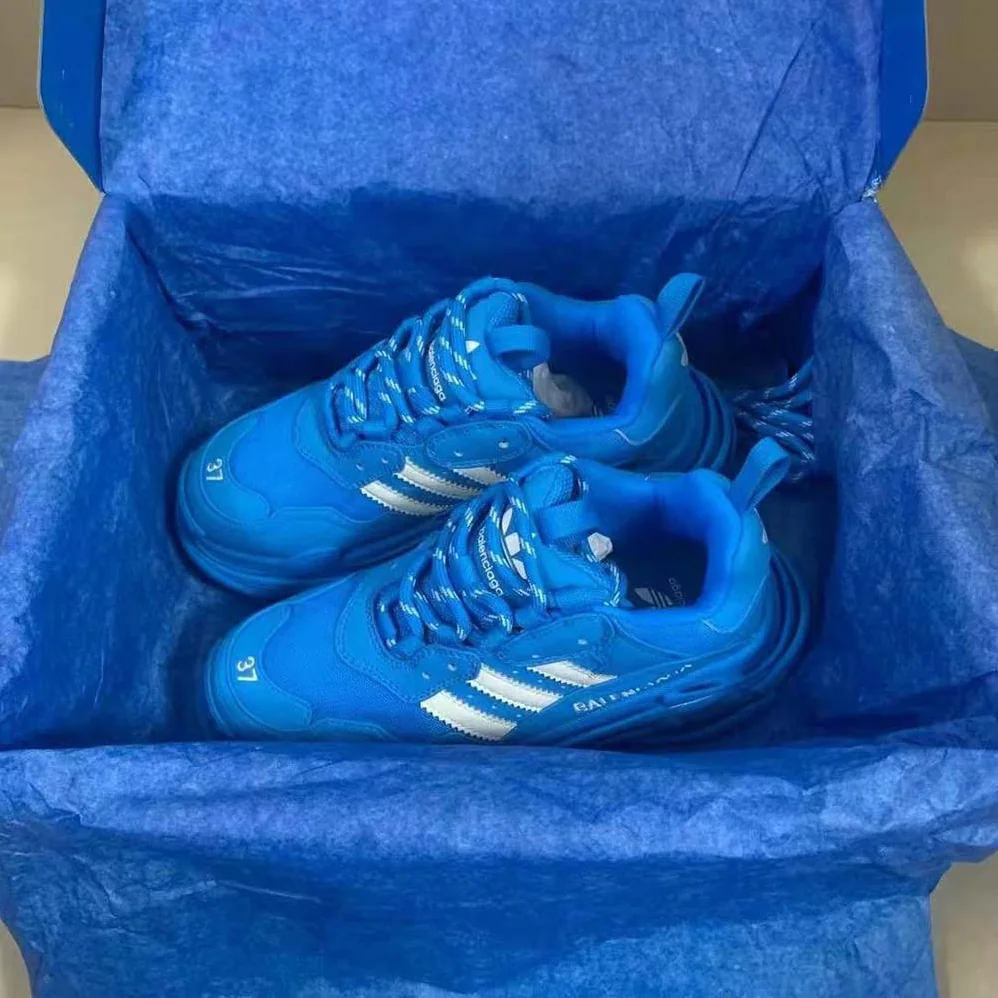 Balenciaga Balenciaga / Adidas Triple S Sneaker in Blue and White for Women Balenciaga Balenciaga / Adidas Triple S Sneaker in Blue and White for Women