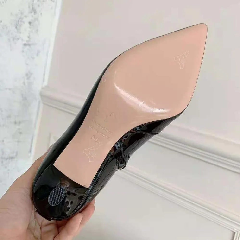 Roger Vivier Pointy Covered Buckle Ankle Boots in Patent Leather for Women