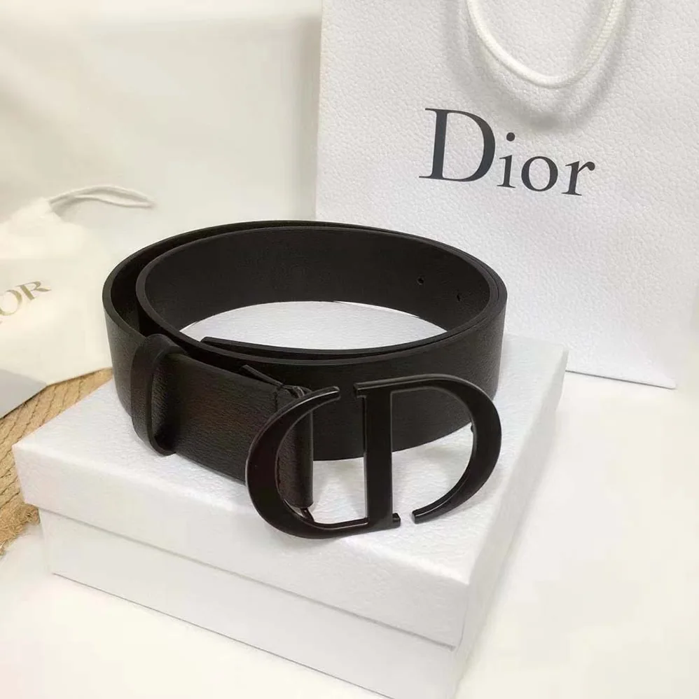 Dior 30 Montaigne Belt in Calfskin Leather for Men in Black Dior 30 Montaigne Belt in Calfskin Leather for Men in Black