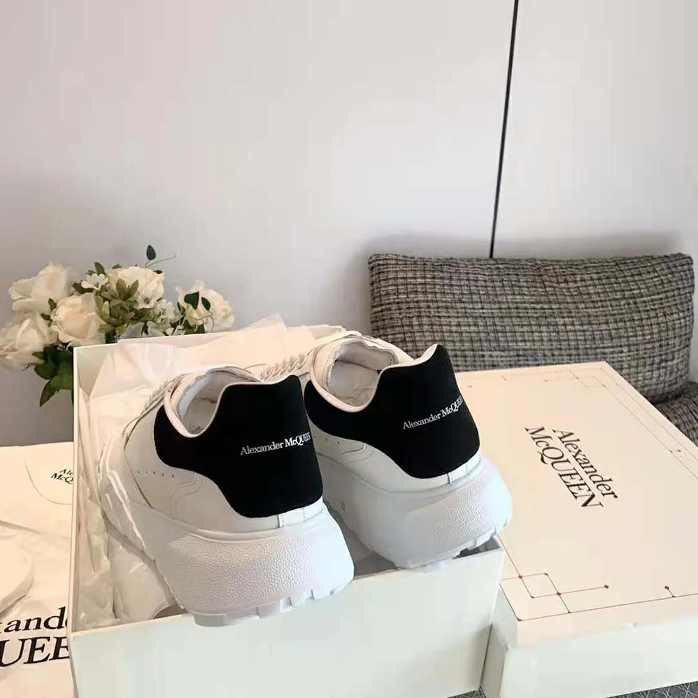Alexander Mcqueen Court Trainer in White for Unisex in Black Alexander Mcqueen Court Trainer in White for Unisex in Black