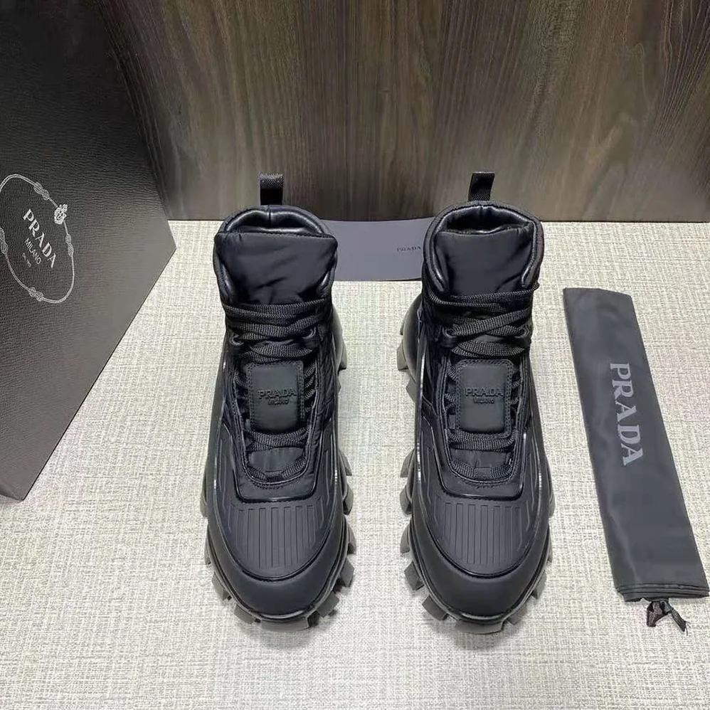 Prada Cloudbust Thunder Sneakers for Women in Black Prada Cloudbust Thunder Sneakers for Women in Black