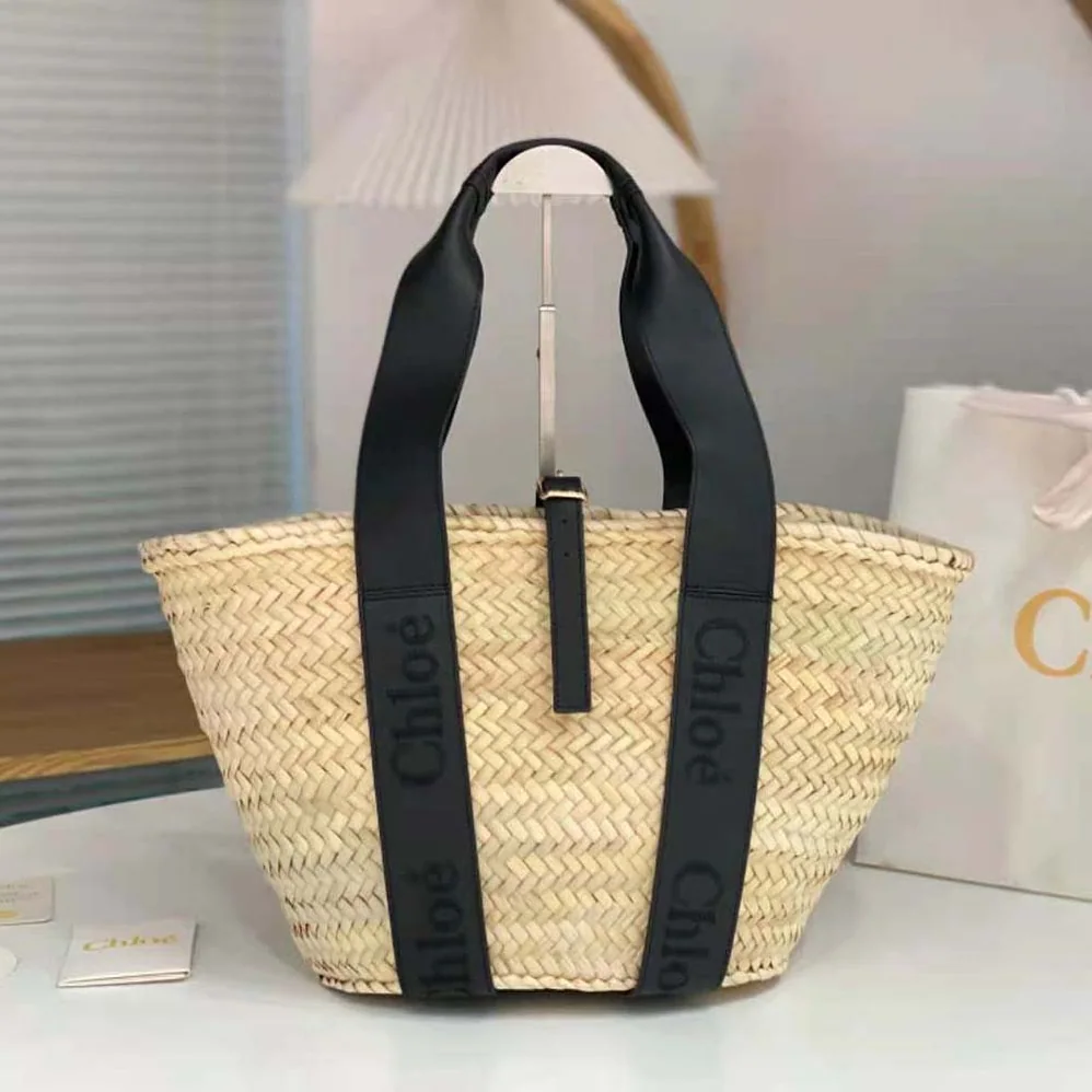 Chloe Sense Medium Basket for Women in Black