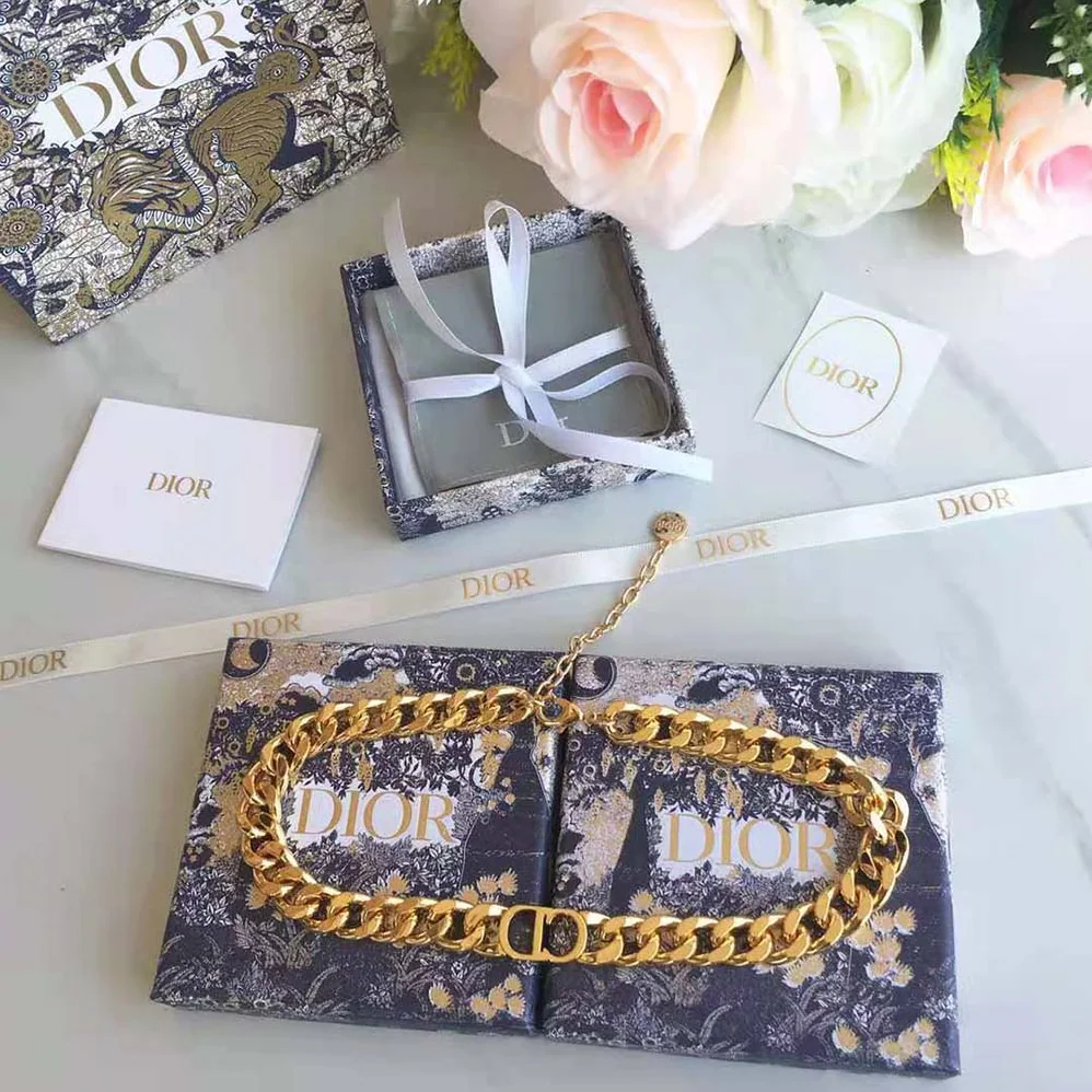 Dior 30 Montaigne Choker Antique Gold for Women in Finish Metal