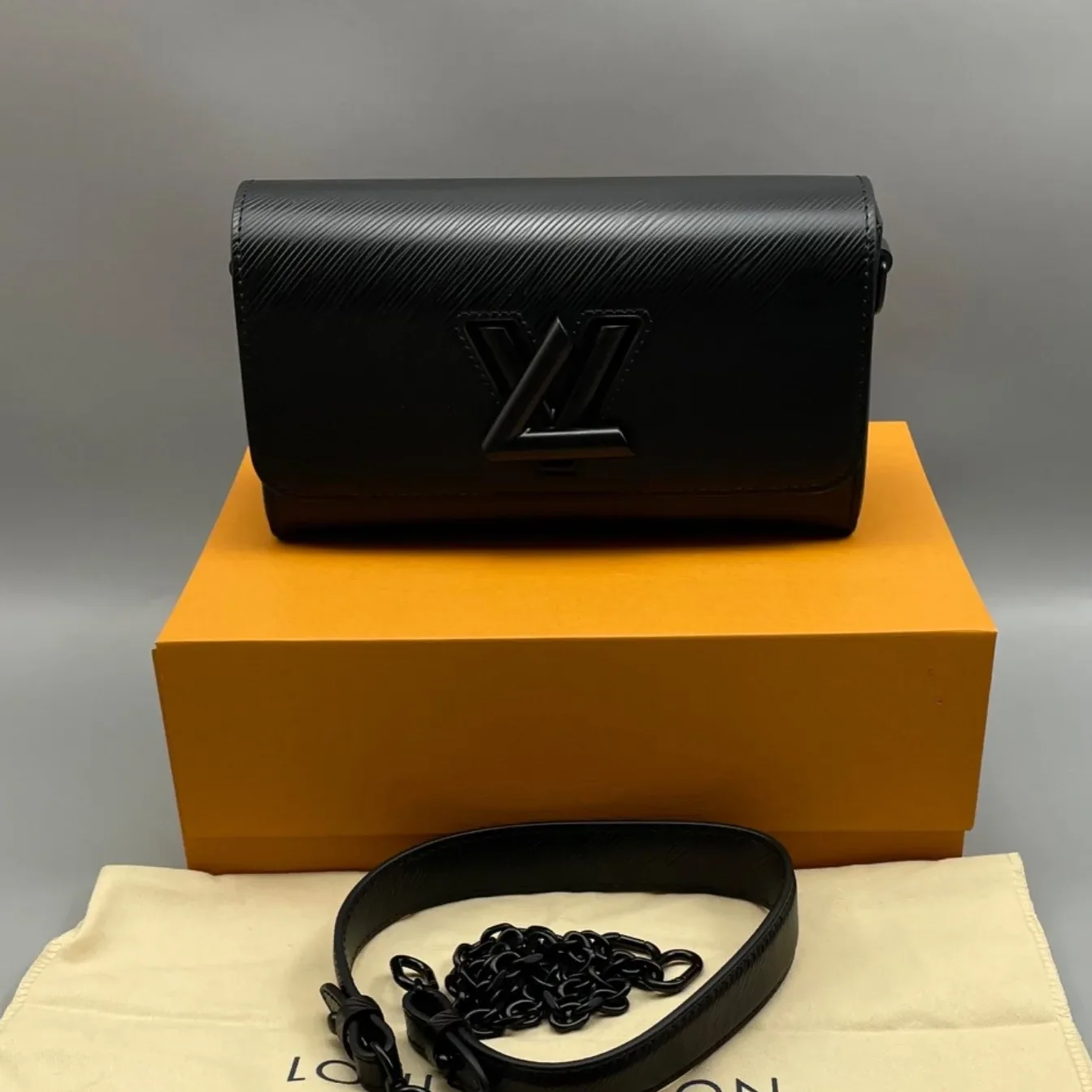 Louis Vuitton Twist West Black /
