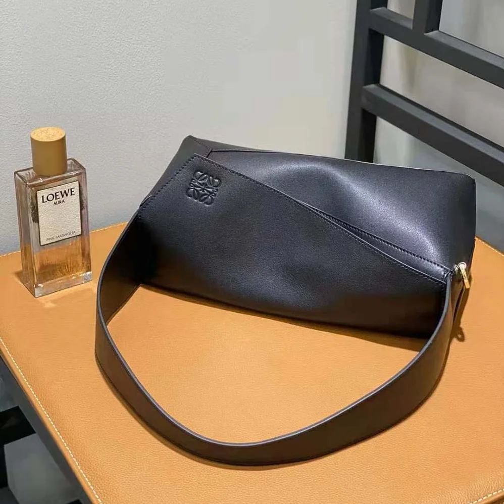 Loewe Puzzle Hobo Bag in Nappa Calfskin for Women in Black