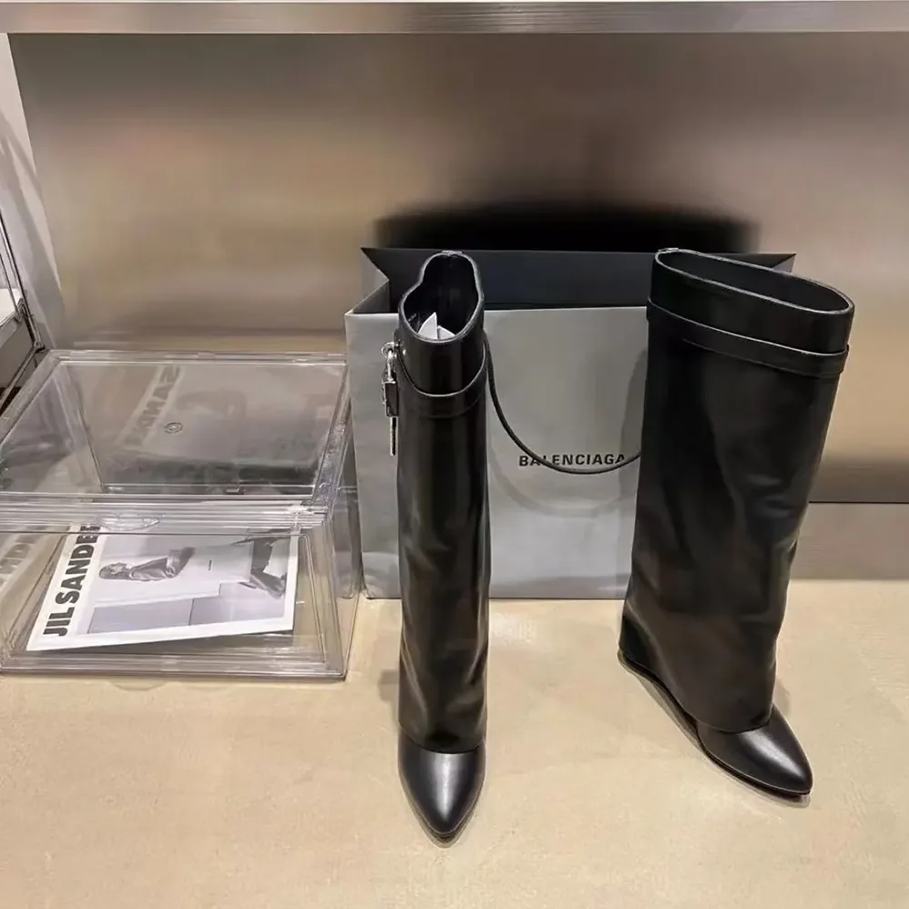 Givenchy Also Available in Wide Fit Shark Lock Boots in Leather for Women in Black Givenchy Also Available in Wide Fit Shark Lock Boots in Leather for Women in Black
