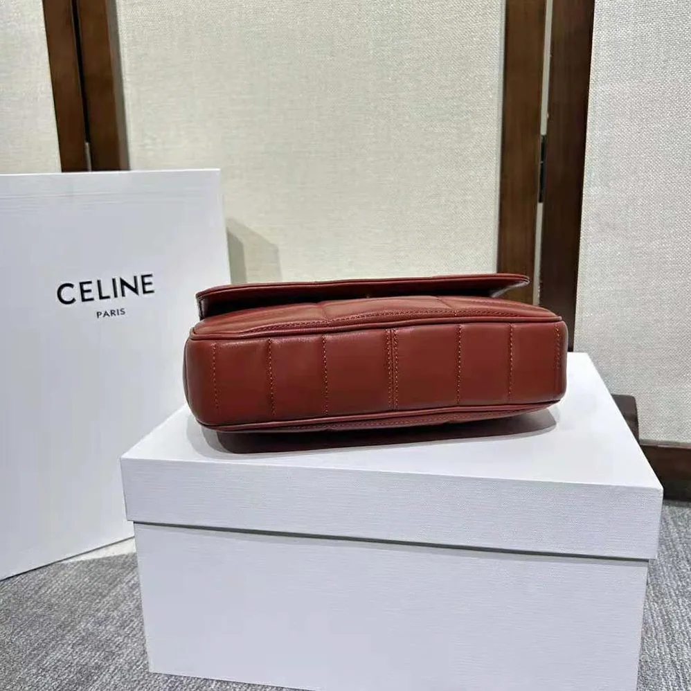 Celine Chain Shoulder Bag Matelasse Monochrome Celine in Quilted Goatskin for Women in Brown Celine Chain Shoulder Bag Matelasse Monochrome Celine in Quilted Goatskin for Women in Brown