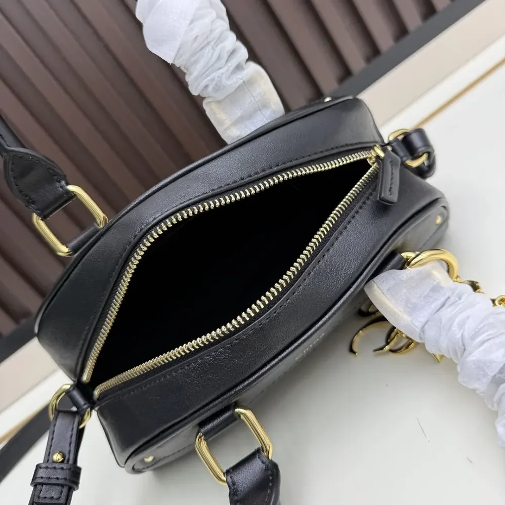 Chloe Small Chloé Bowling Bag In Soft Leather for Women in Black Chloe Small Chloé Bowling Bag In Soft Leather for Women in Black