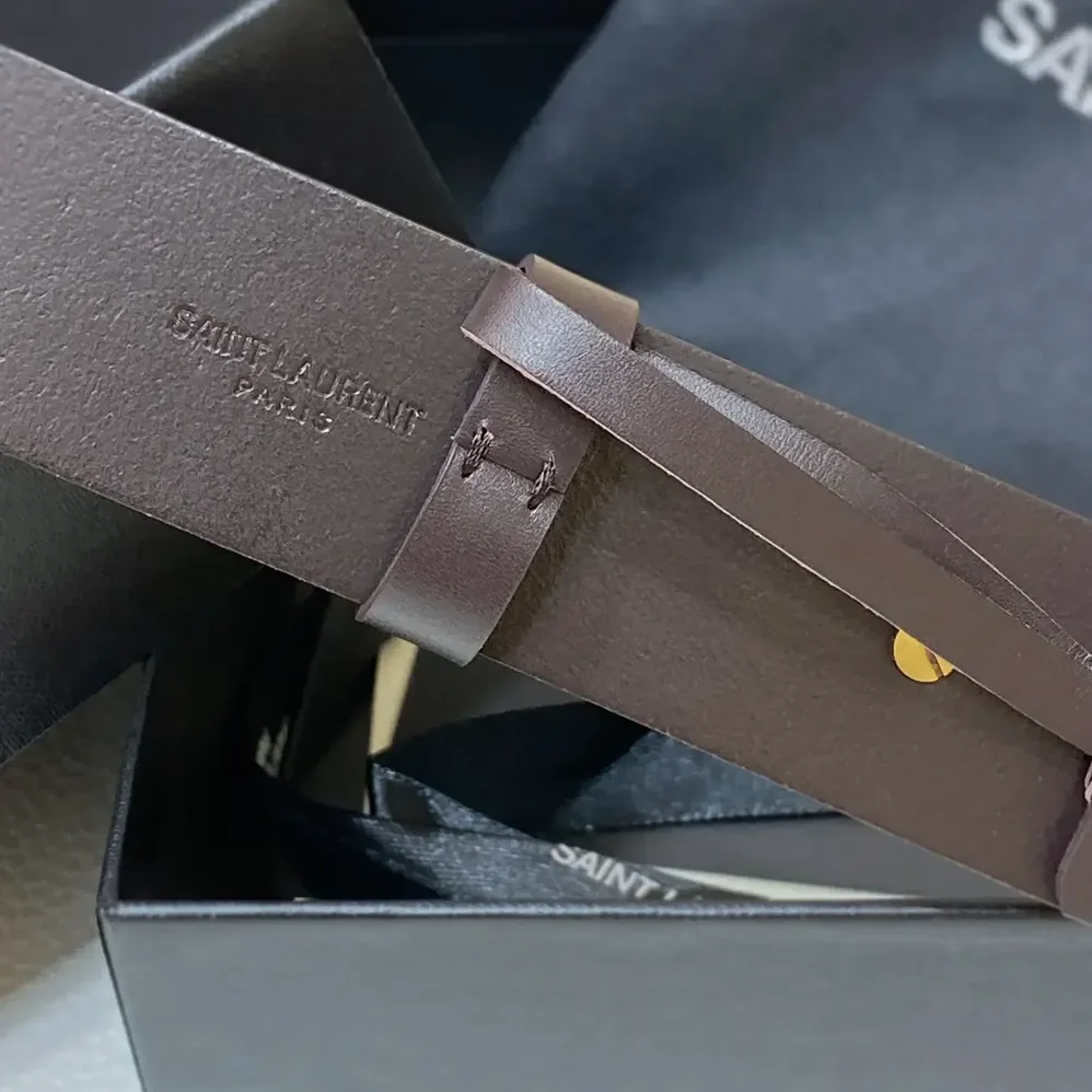 Saint Laurent YSL Motorcycle Belt in Leather for Unisex Saint Laurent YSL Motorcycle Belt in Leather for Unisex