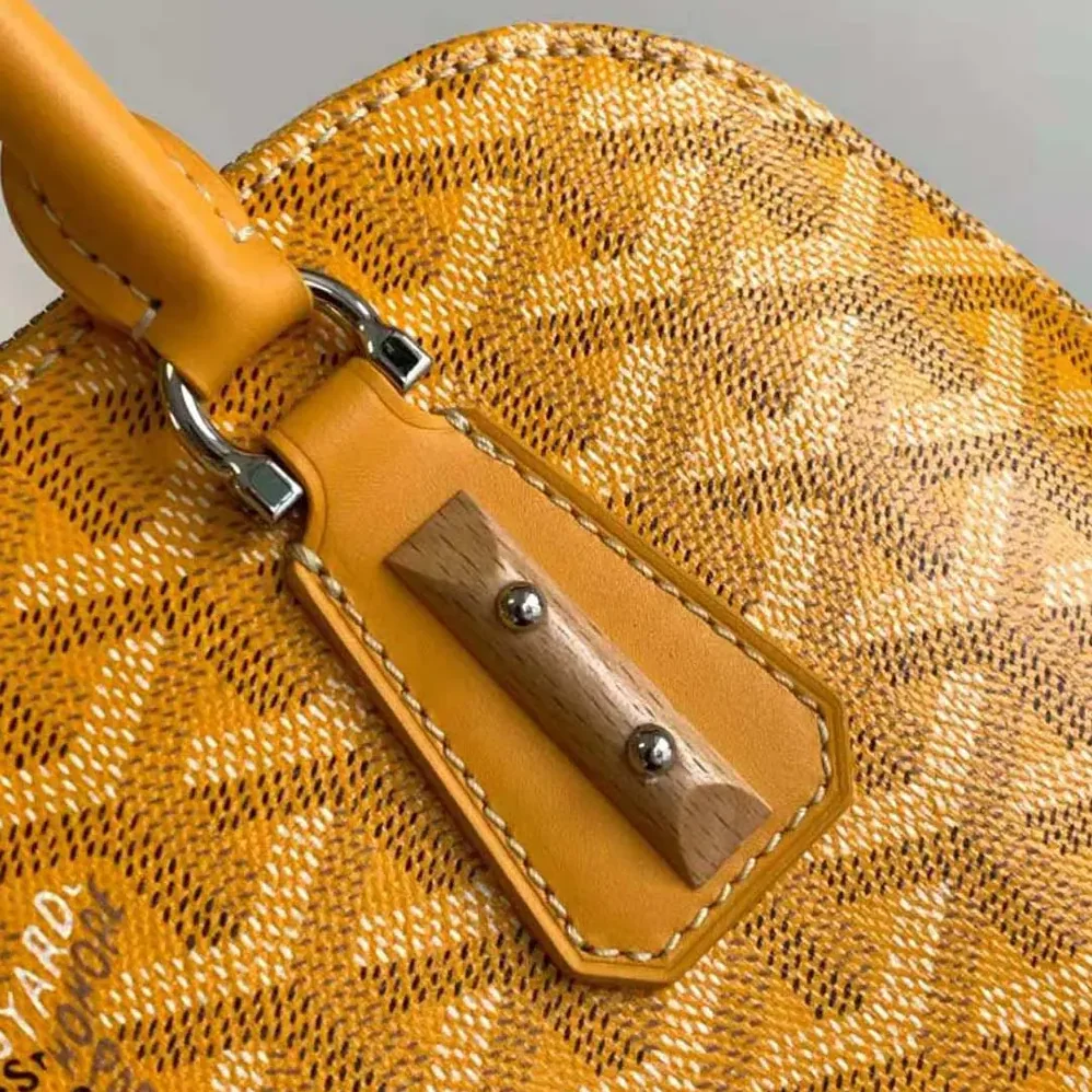 Goyard Vendôme PM Bag for Women in Yellow