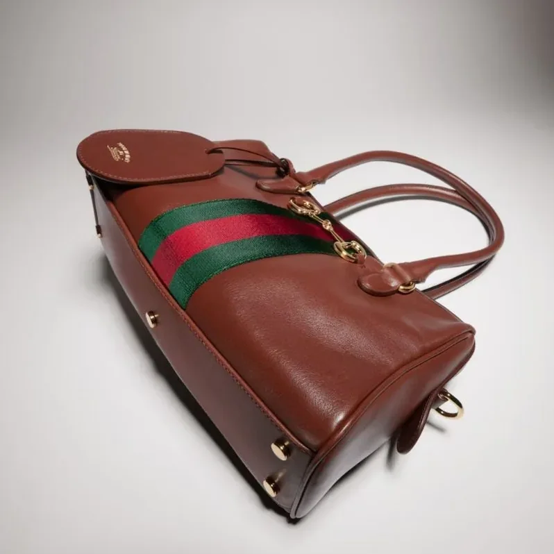 Gucci Borsetto Medium Boston Shoulder Bag in Chestnut Gold Hardware Gucci Borsetto Medium Boston Shoulder Bag in Chestnut Gold Hardware