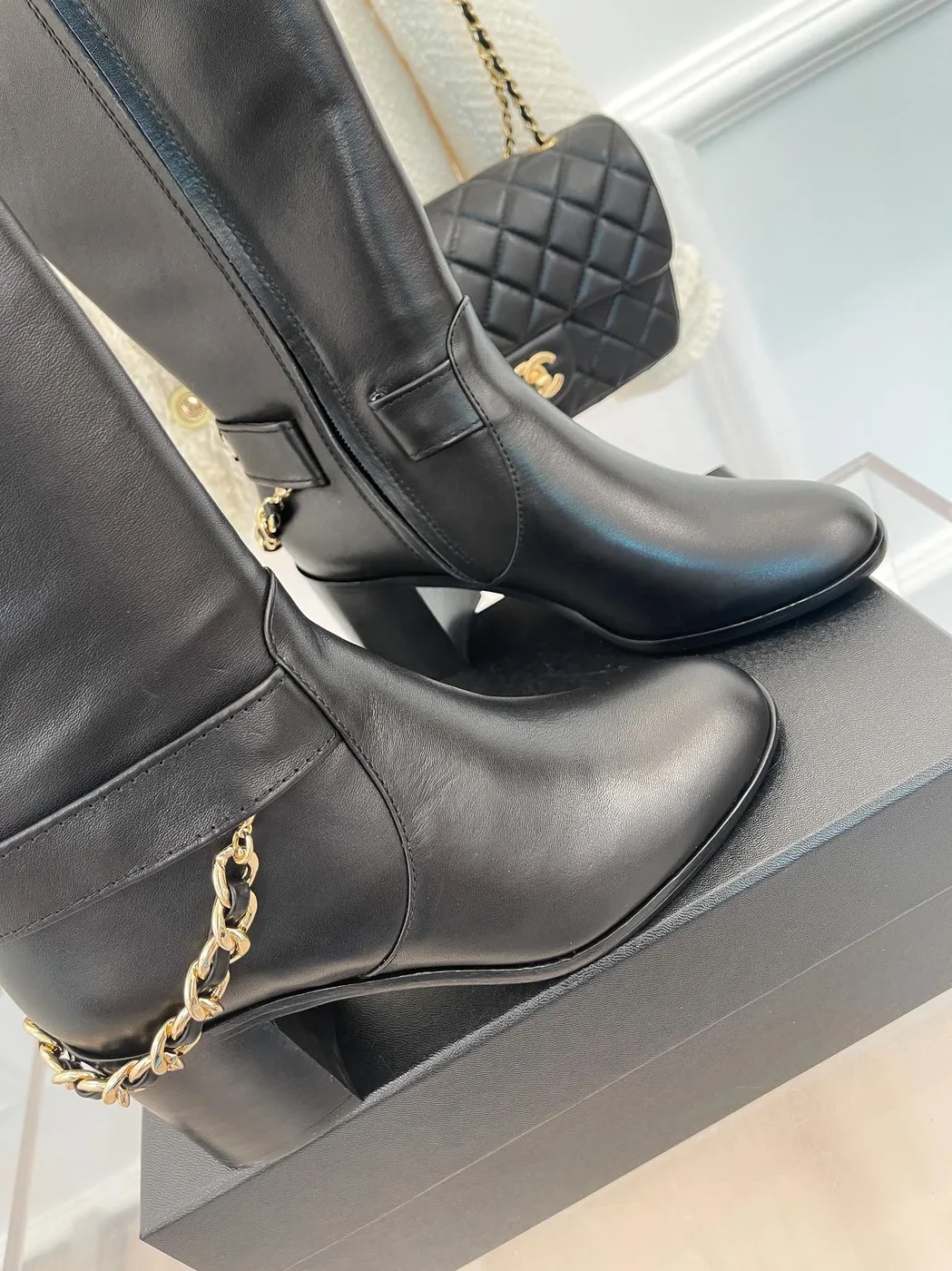 Chanel High Boots With Chain Black / Chanel High Boots With Chain Black /