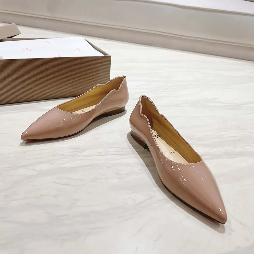 Christian Louboutin Hot Chickita Ballerinas Patent Calf Leather for Women in Sandy Christian Louboutin Hot Chickita Ballerinas Patent Calf Leather for Women in Sandy
