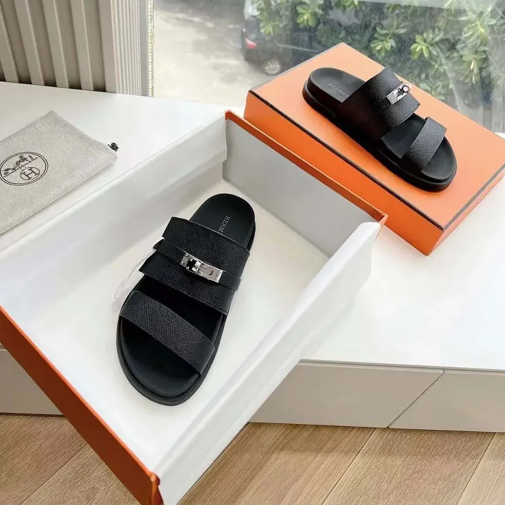 Hermes Jackson Sandal in Epsom Calfskin for Unisex in Black Hermes Jackson Sandal in Epsom Calfskin for Unisex in Black