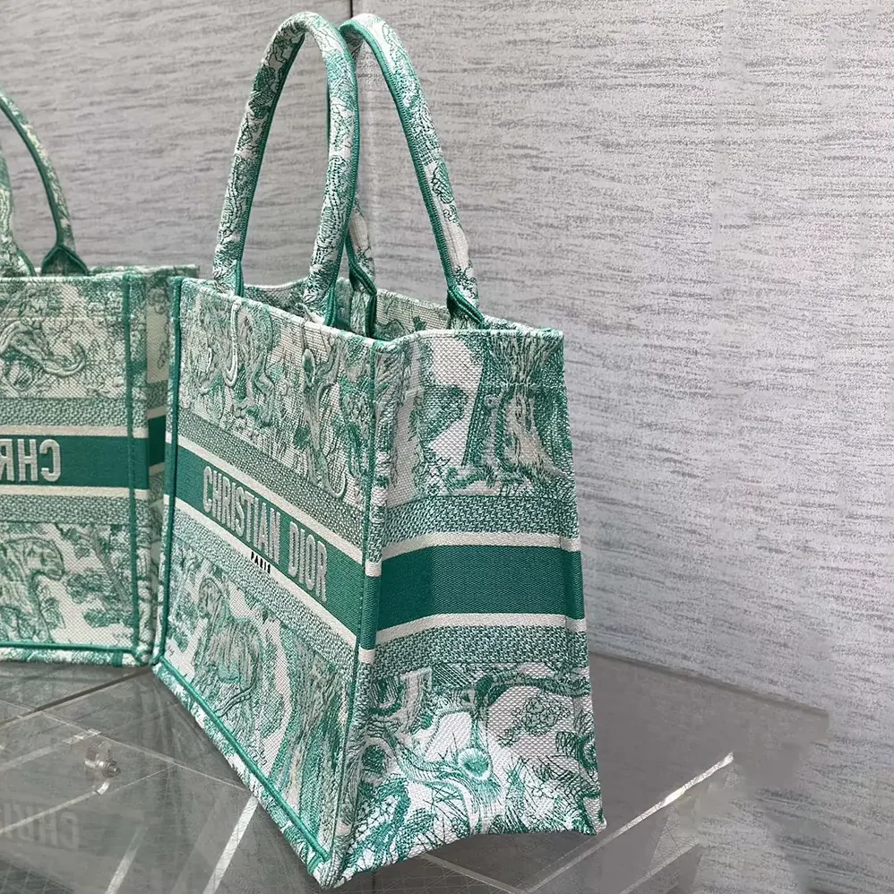 Dior Medium Dioriviera Dior Book Tote Aquamarina Toile de Jouy Embroidery for Women Dior Medium Dioriviera Dior Book Tote Aquamarina Toile de Jouy Embroidery for Women