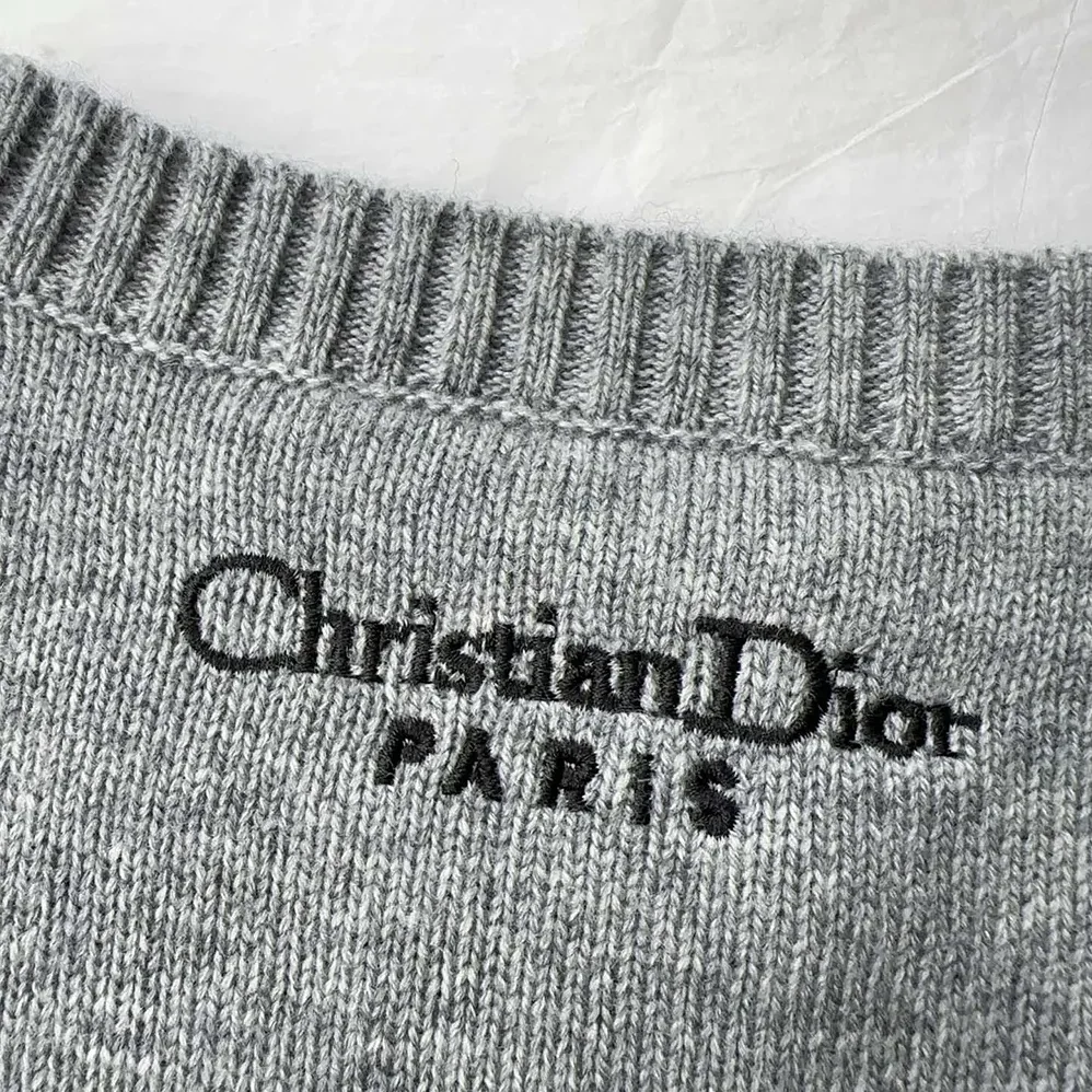 Dior Embroidered Sweater Gray Cashmere Knit with Multicolor Dior 4 Saisons Hiver Motif for Women