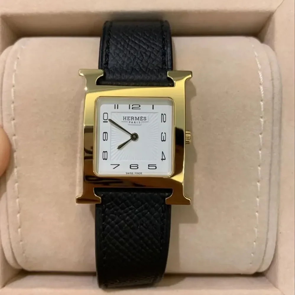 Hermes Heure H Watch Mini Model 21 mm for Women in Black Hermes Heure H Watch Mini Model 21 mm for Women in Black