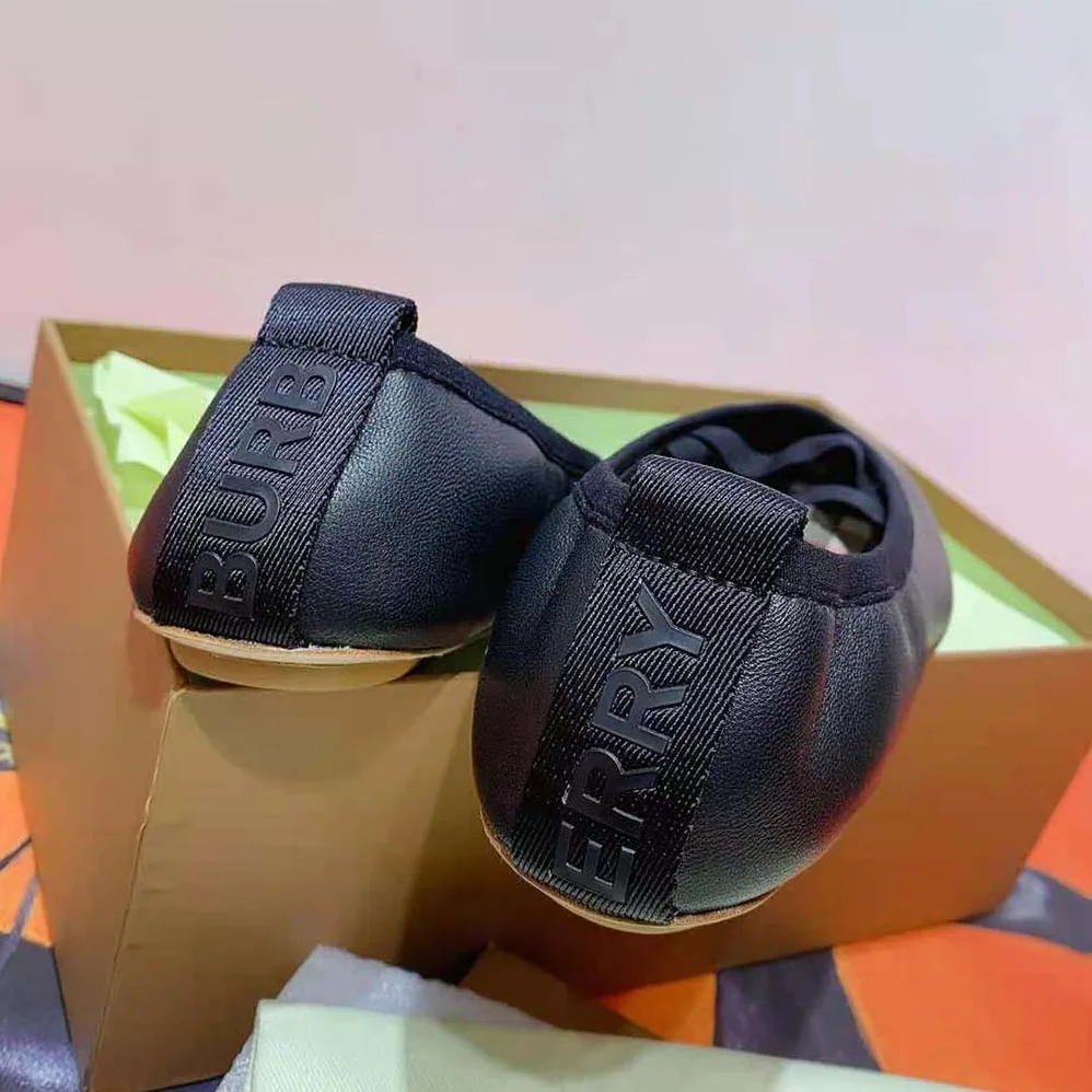 Burberry Logo Detail Vintage Check Cotton Ballerinas for Women in Black Burberry Logo Detail Vintage Check Cotton Ballerinas for Women in Black