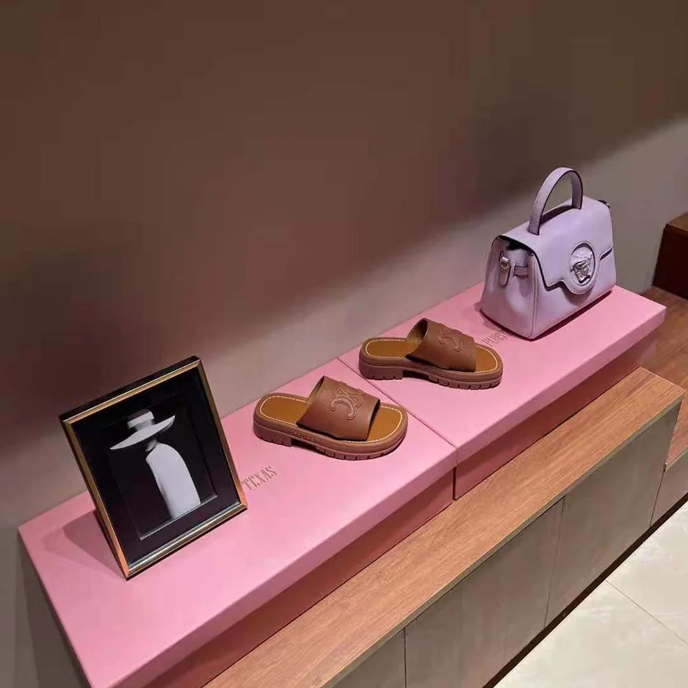 Celine Clea Triomphe Slide in Calfskin & Vegetal Tanning for Women Celine Clea Triomphe Slide in Calfskin & Vegetal Tanning for Women