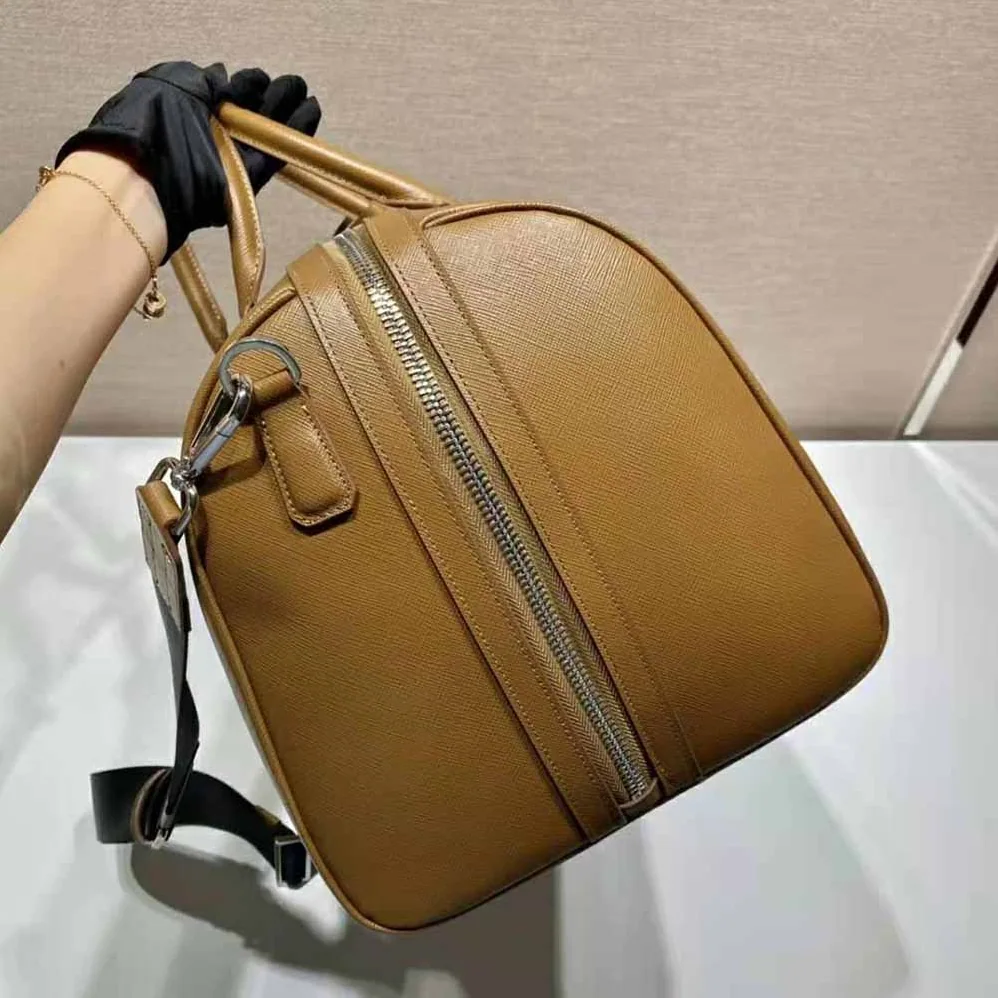 Prada Elegant Duffle Bag in Saffiano Leather Travel Bag for Men in Brown Prada Elegant Duffle Bag in Saffiano Leather Travel Bag for Men in Brown