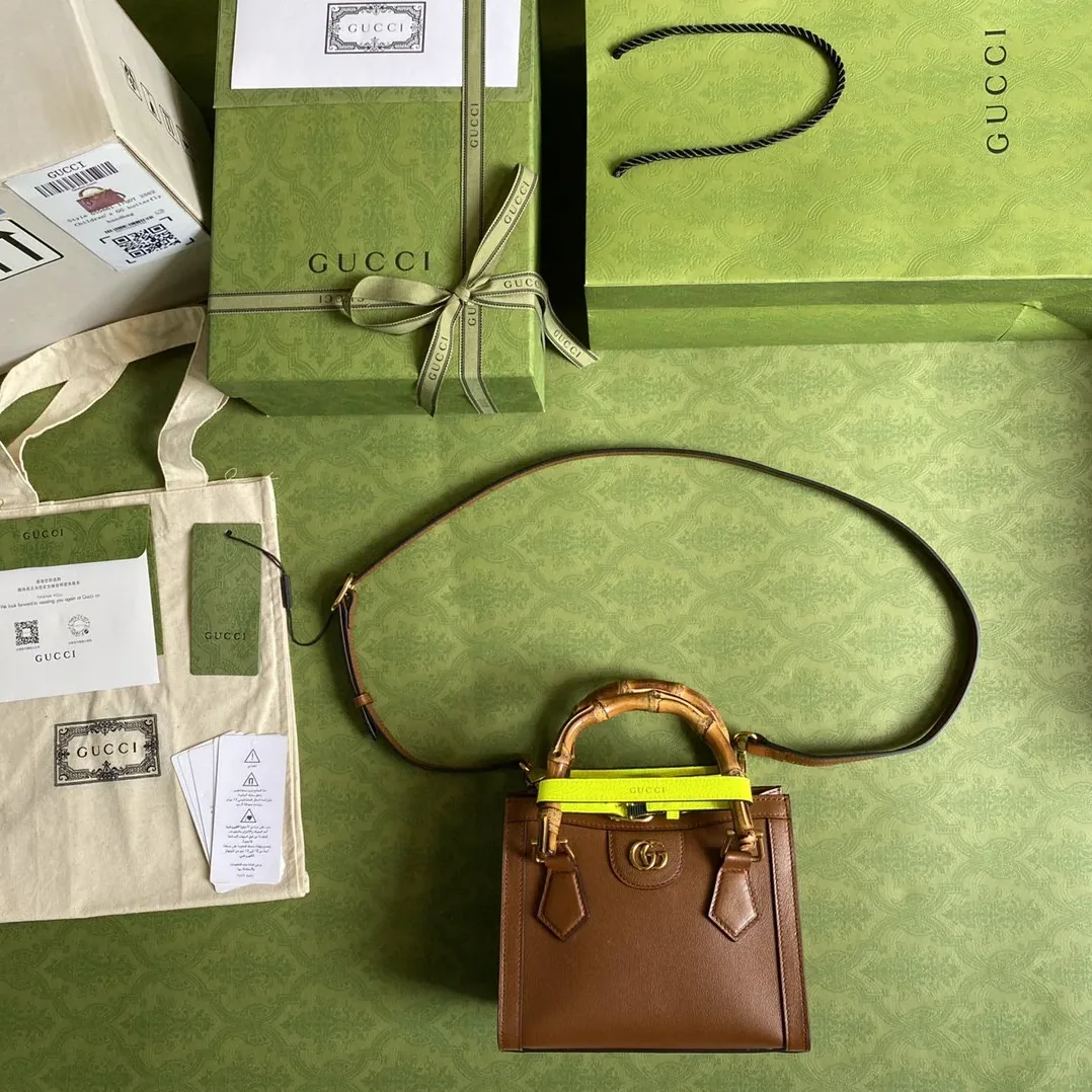 Gucci Diana Mini Tote Bag Brown / GG Gucci Diana Mini Tote Bag Brown / GG