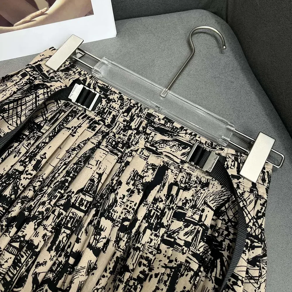 Dior Pleated Mid-Length Skirt Beige and Black Cotton Gabardine with Paris Allover Motif for Women