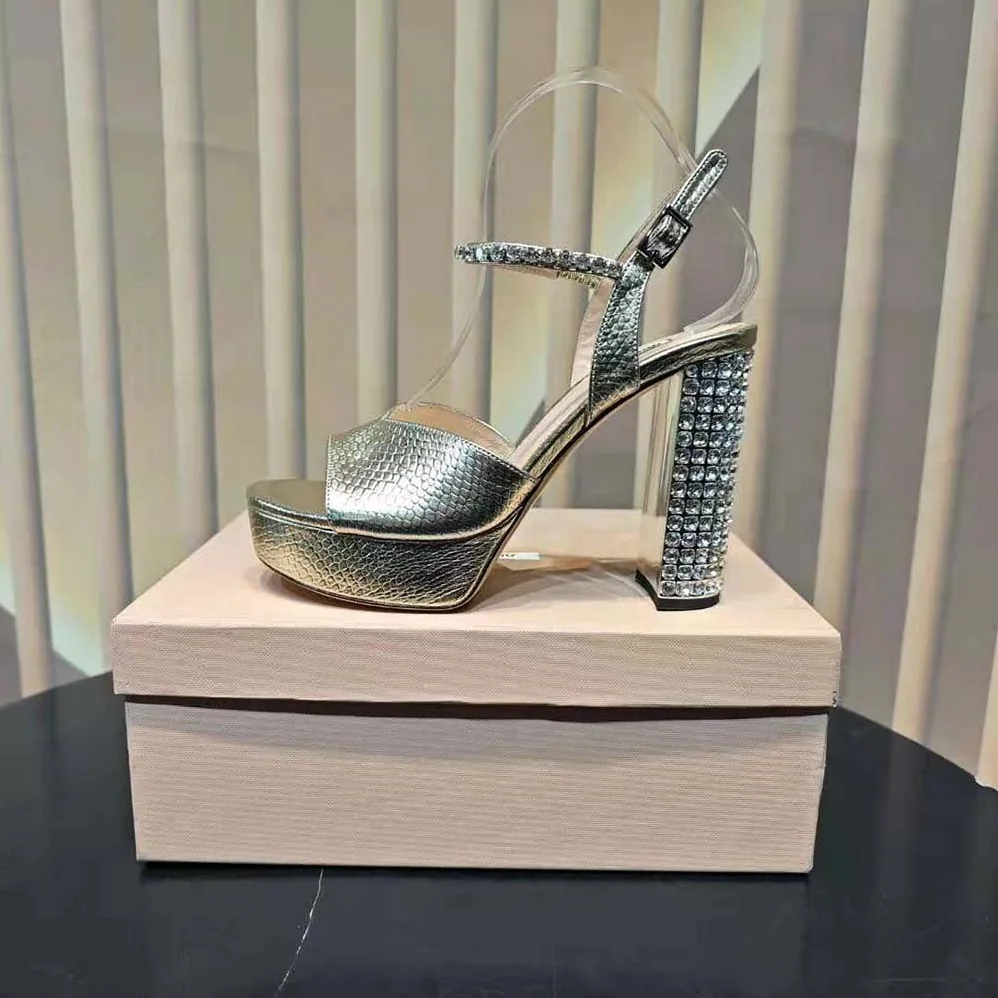Miu Miu Lizard-print Leather Platform Sandals for Women in Gold Miu Miu Lizard-print Leather Platform Sandals for Women in Gold