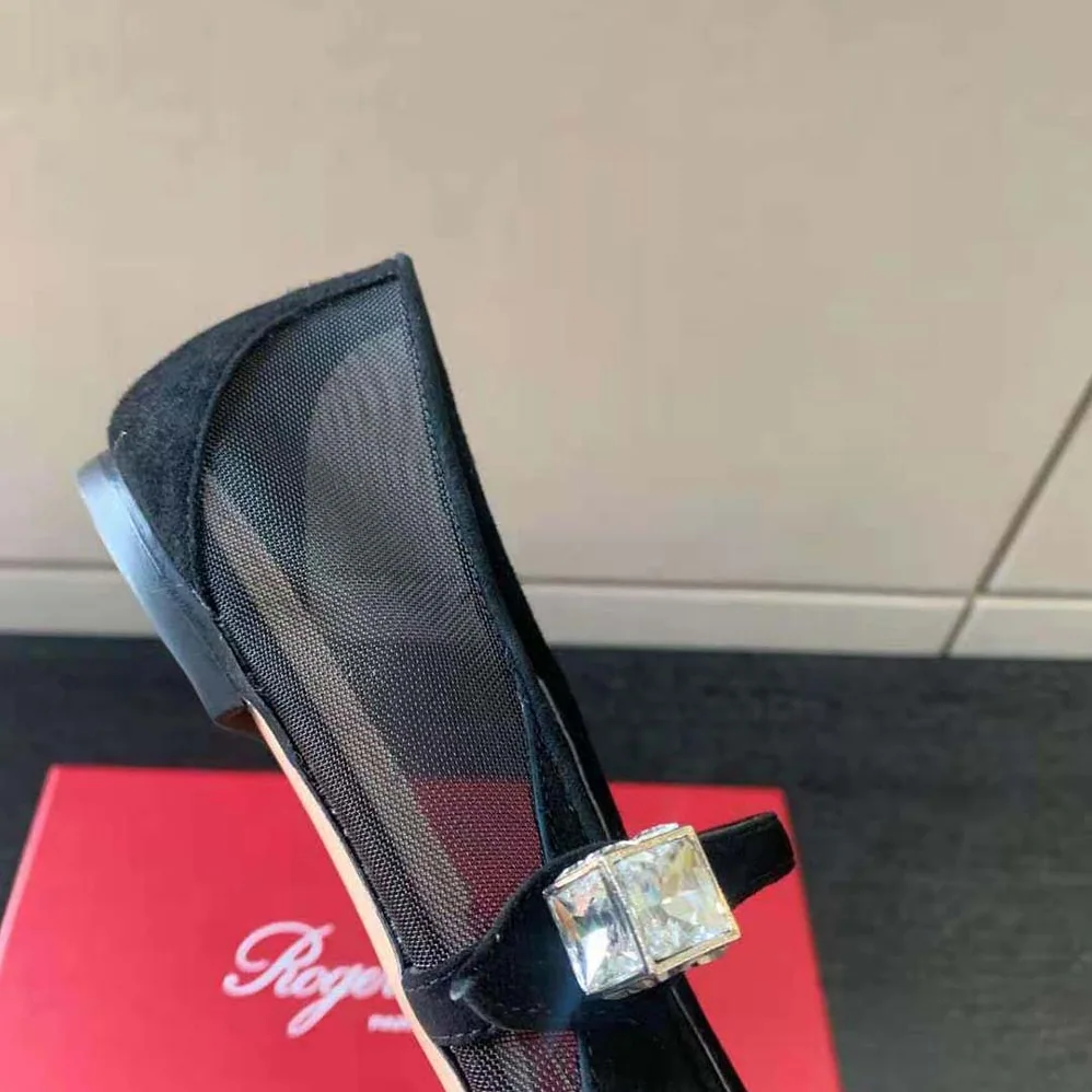 Roger Vivier Babies Ballerinas in Suede for Women in Black Roger Vivier Babies Ballerinas in Suede for Women in Black